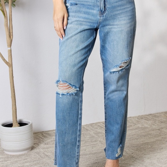 Judy Blue Distressed Raw Hem Straight Leg Denim - Picture 2 of 5